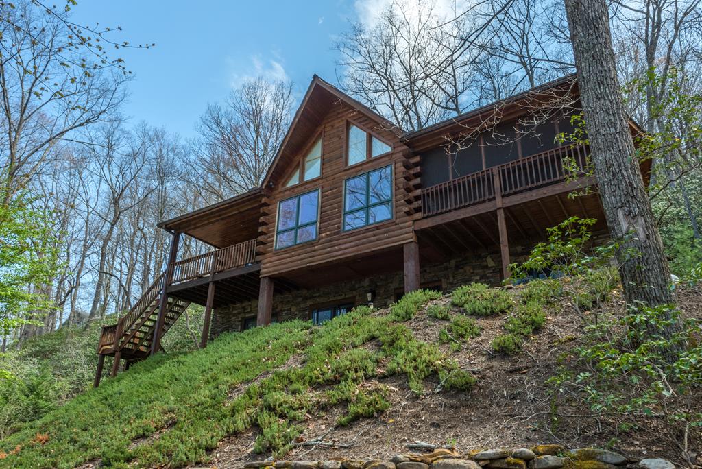 Bearadise Mountain Lodge | Mountain / Creek / Golf Vacation Rental ...